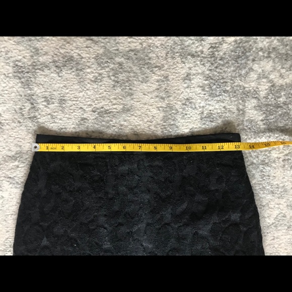 Ann Taylor Black Animal Print/Leopard Print Pencil Skirt Size 0 - Picture 6 of 6
